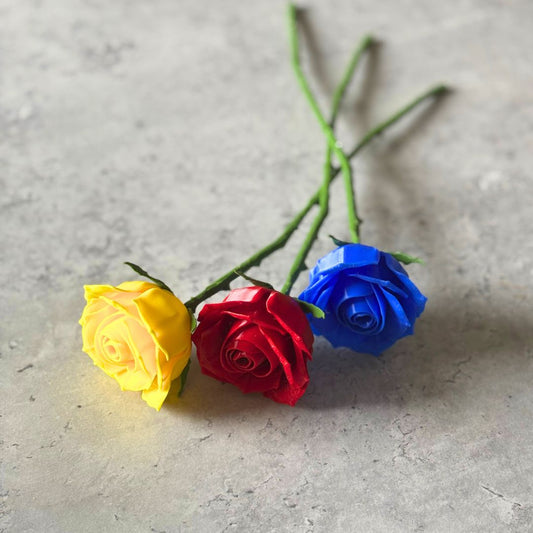 Langstilket rose